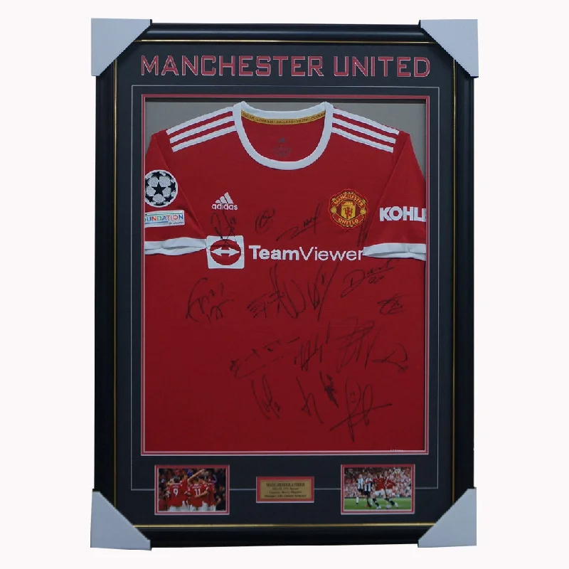 Manchester United Signed 2021/22 Team Jersey Framed Ronaldo - 4933