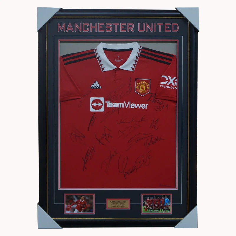 Manchester United Signed 2022/23 Team Jersey Framed Ronaldo - 5378