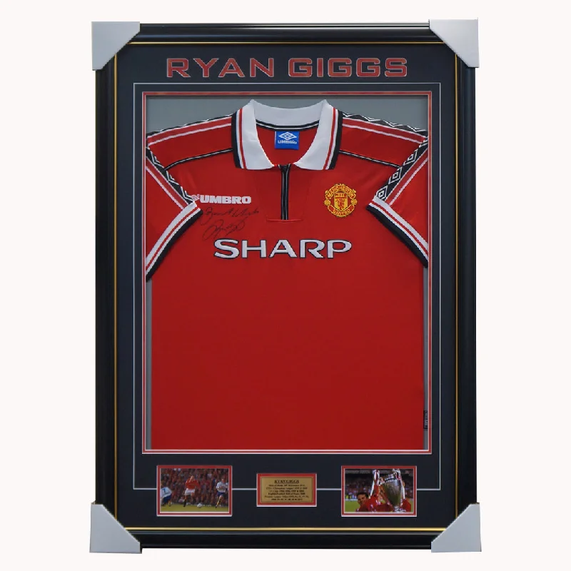 Ryan Giggs Signed Manchester United Jersey Framed with Plaque - 4505